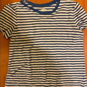 Old Navy tee